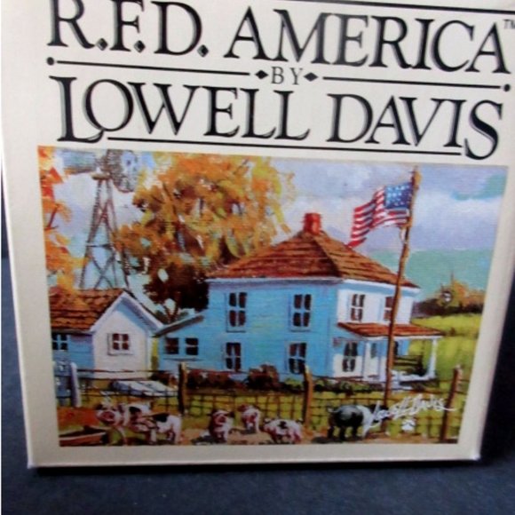 Lowell Davis figurine "Sweet Tooth"  stands 2-1/2" tall  New in Box - Picture 5 of 5